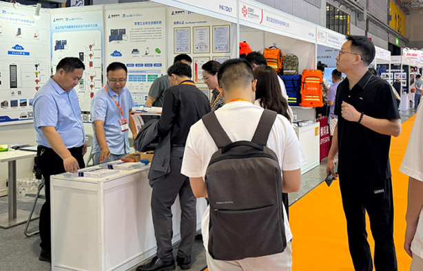 88858cc永利闪耀2025大连国际石油和化工产业展览会